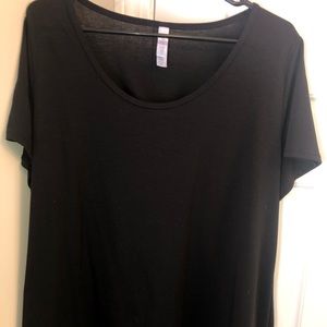 LuLaRoe Classic T